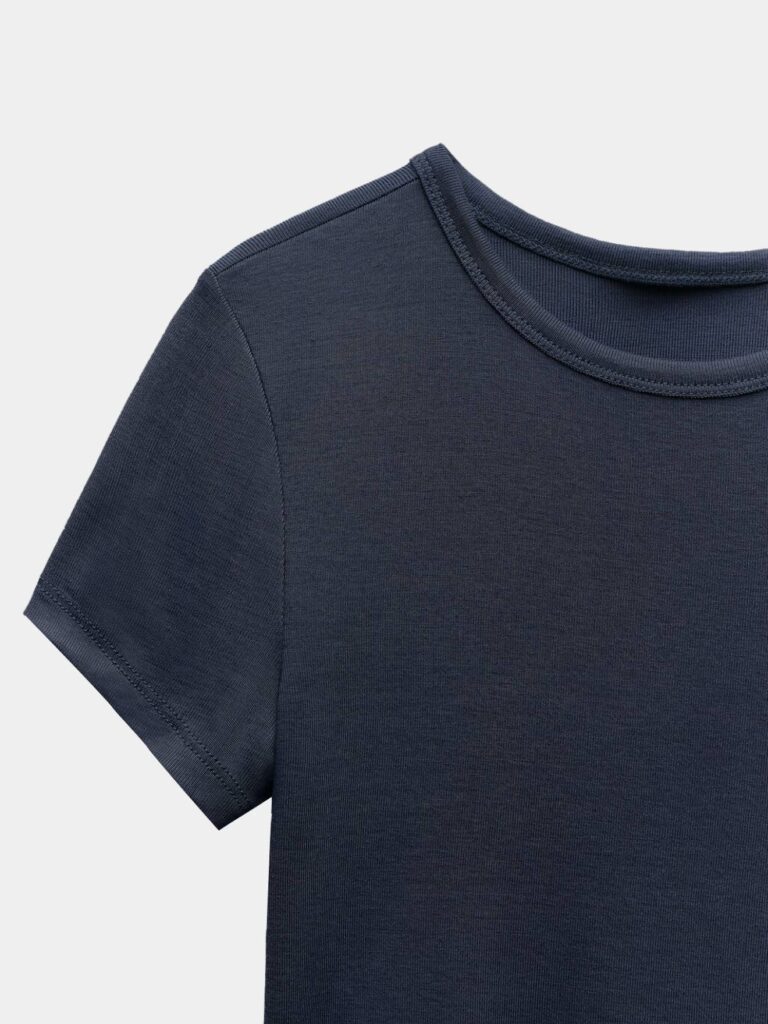 Black crop t-shirt